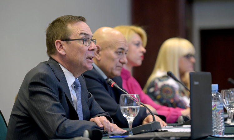 Не вадете се на мене кога носите пресуди и одлуки за притвор, им пишал Бејли на судиите