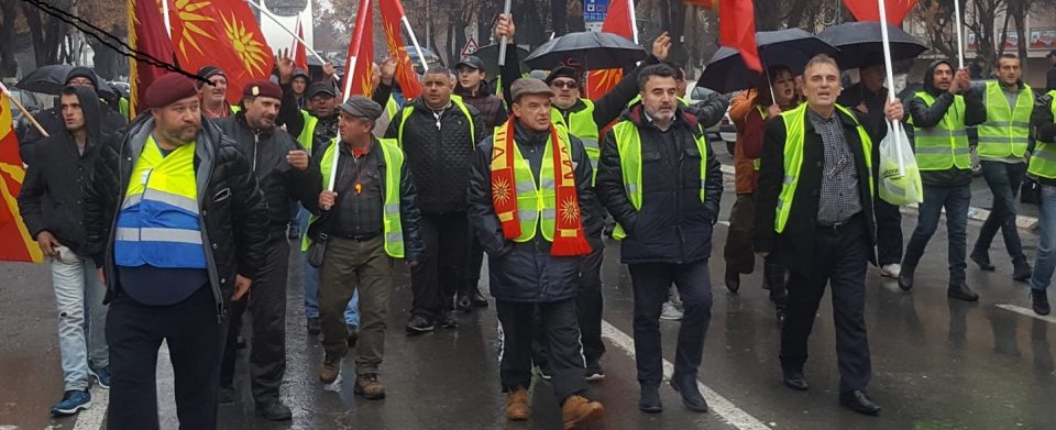 „Македонија-Блокира“ утре ќе го блокира патниот правец Кичево – Охрид