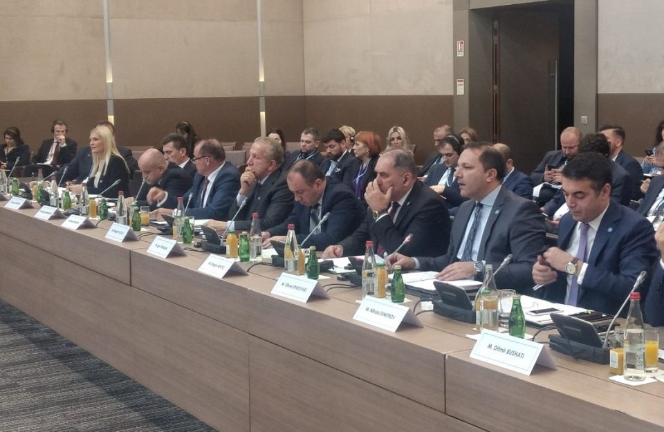 Борбата против илегалната трговија со мало и лесно оружје приоритет во Македонија