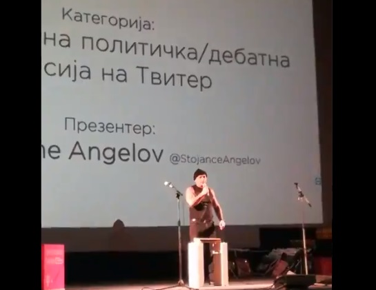 Што е многу, многу е: Стојанче Ангелов, кршеше ќерамиди во полна сала публика!