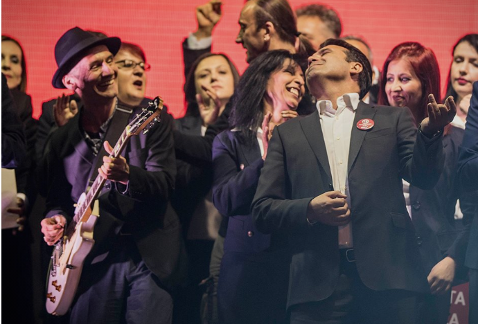 Музичарот Златко Ориѓански: Вакцини, НАТО, УДБА, ХАРП, Македонија сељачка и необразована