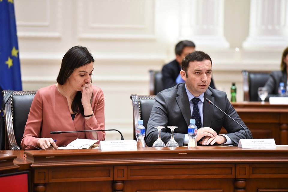 Османи прогласи вонредна состојба во администрација