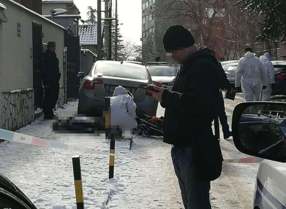 Му рекол  на бизнисменот да клекне, па му пукал во глава