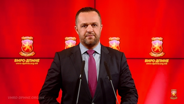 Остави ги Македонците да играат за Република Македонија