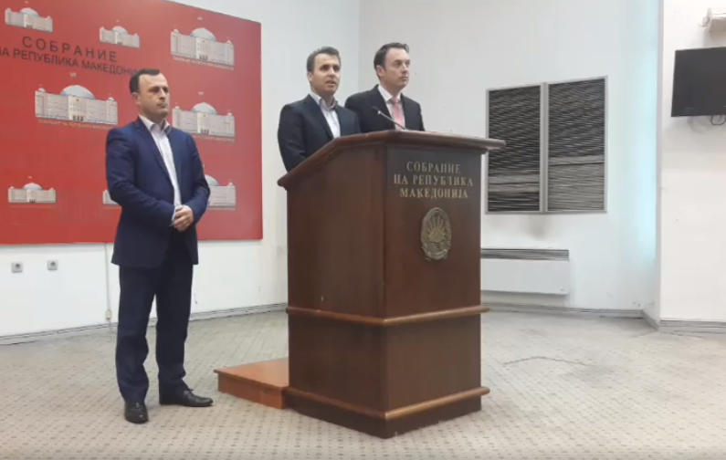 Aлими одби да одговара на македонски прашања, од Влада велат така чувствувал потреба да ги пренесе информациите