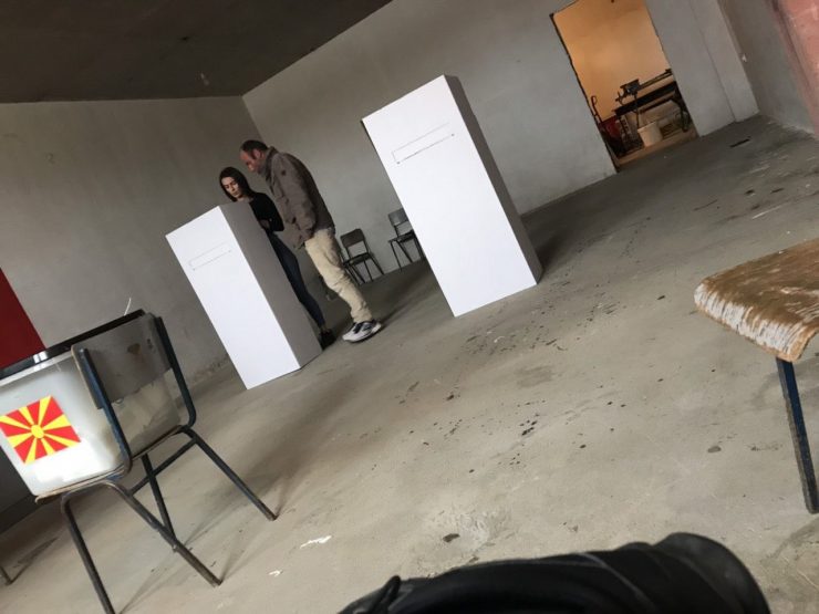 Мицкоски: Сакаат да инсталираат свој послушник на местото претседател на Република Македонија