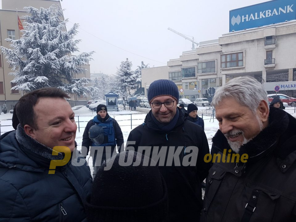 ГРОМ: Нема да поддржиме промена на Уставот