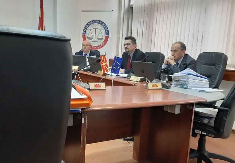 Адеми побара примена на албанскиот јазик и преведувач во Судски совет