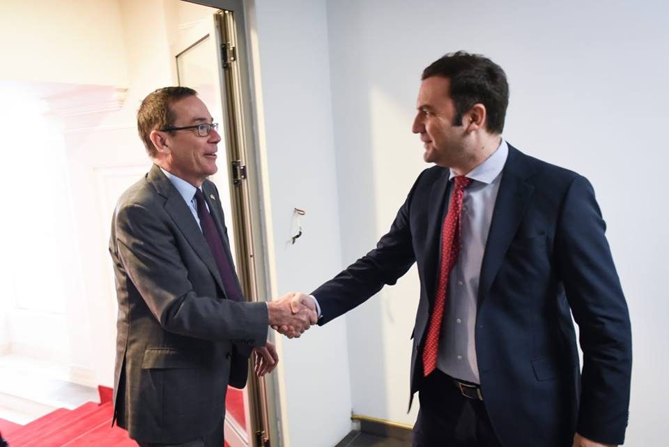 Османи го испрати Бејли