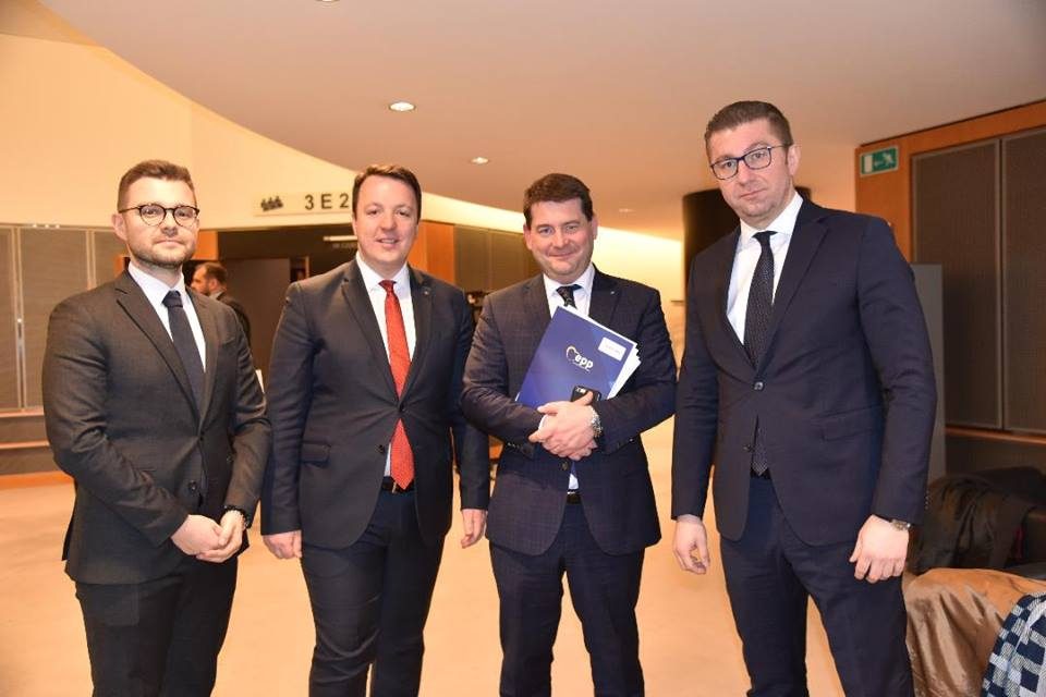 Средба Мицкоски – Марфи: Во Македонија има недостатокот на владеење на правото