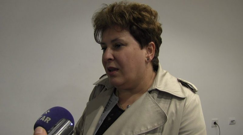 Не сам знајала: Пратеничката од СДСМ Мира Стојчевска не знаела дека синот аплицирал за работа во ЕЛЕМ