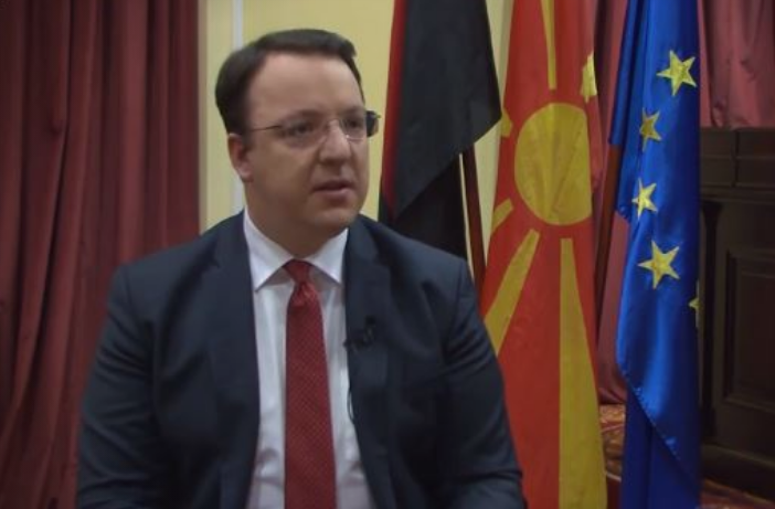 Николоски: СДСМ поради „Империја“ и ДУИ сака да го укине СЈО
