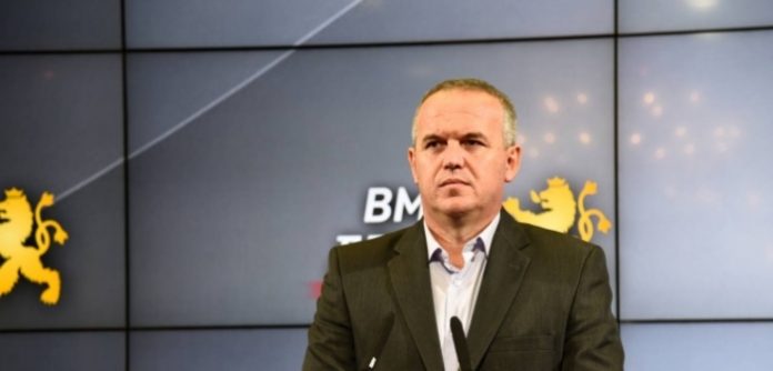 СДСМ не дискриминира по партиска линија: Сопругата на Рамчиловиќ вработена во МВР