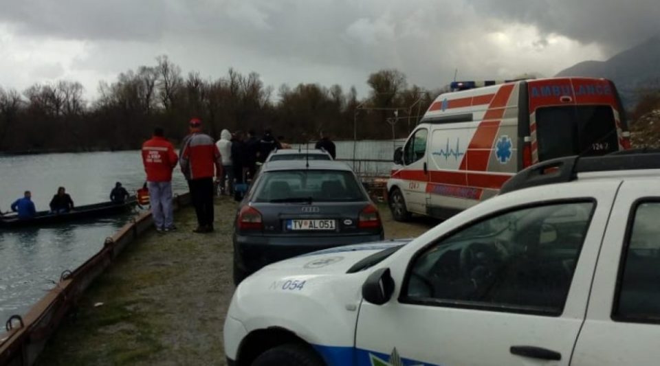 Се удави тричлено семејство, како и момчето што се обиде да ги спаси