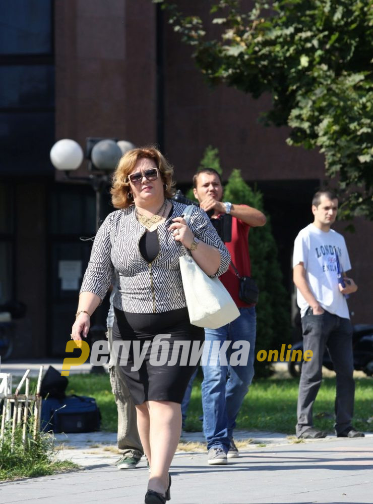 Катица Јанева: Знам дека ме следат