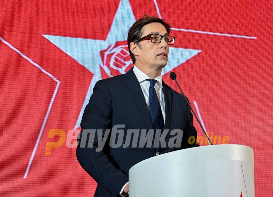 Пендаровски пријавил во МВР дека го следеле тајни служби