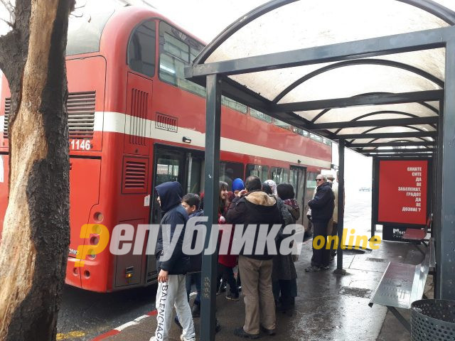 Уште еден тешко повреден патник во скопскиот јавен превоз