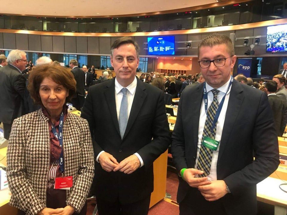 Граѓаните се сѐ понезадоволни – потребна е економска преродба