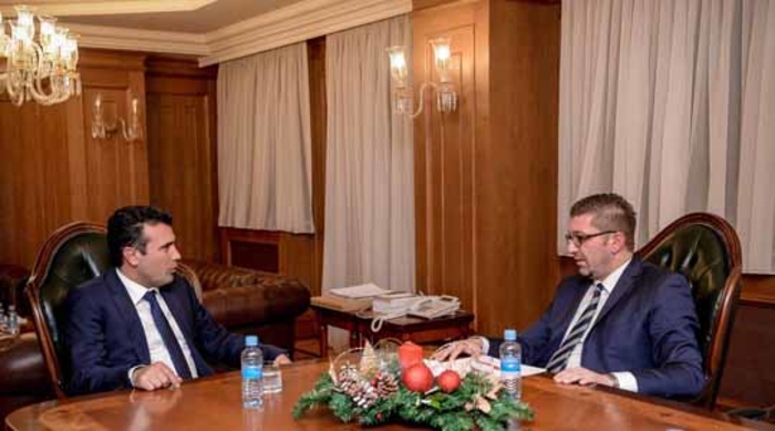 Mицкоски до Заев: На 12 април Вие со вашиот страв, а јас со одлучност, очи во очи