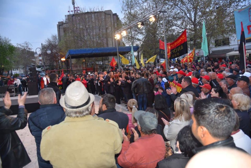 Овие луѓе кои денеска зборуваат пред вас секојдневно крваво, пеколно ќе работат по изборите