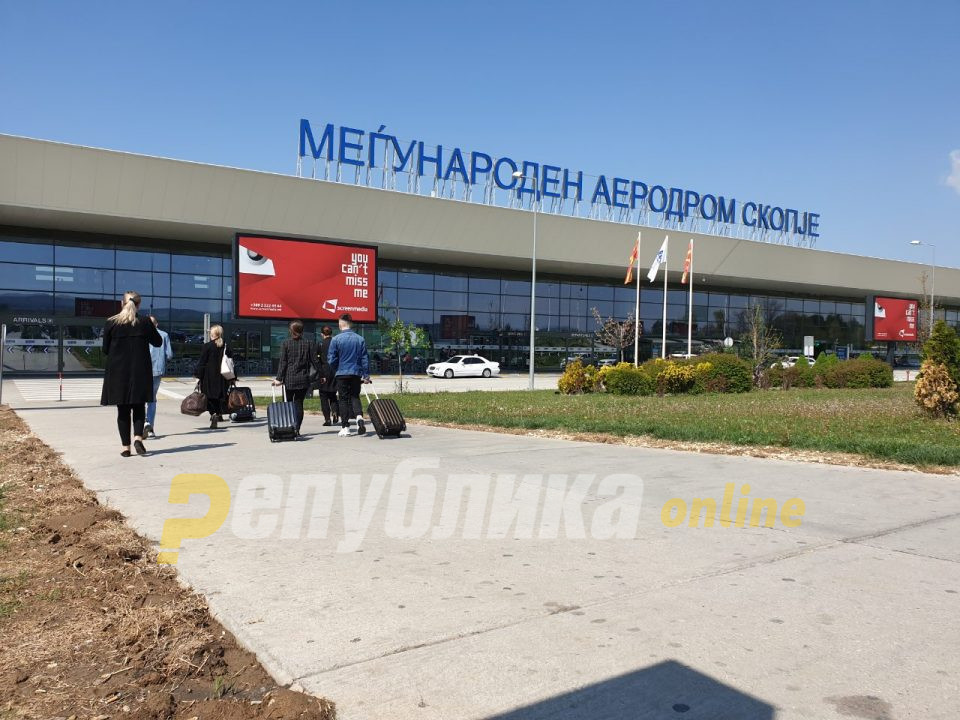 Велешанец уапсен вчера на скопскиот аеродром, завршил во затвор