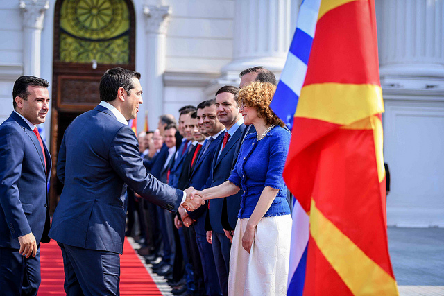 Мицкоски за неинтонирањето на химната: За пусти пари се работи господине Заев, за моќ, за пари