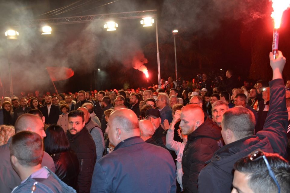 Силјановска Давкова: Власта е исплашена заради претстојните избори, зошто ќе ги стигне потписот на народот