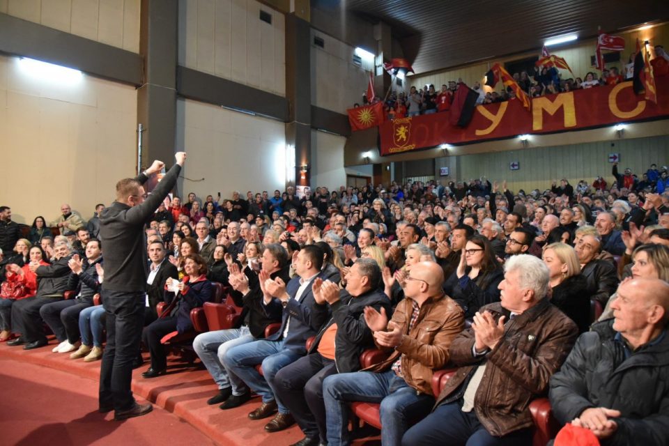 Мицкоски: Дајте ни шанса да покажеме дека сме порзлични