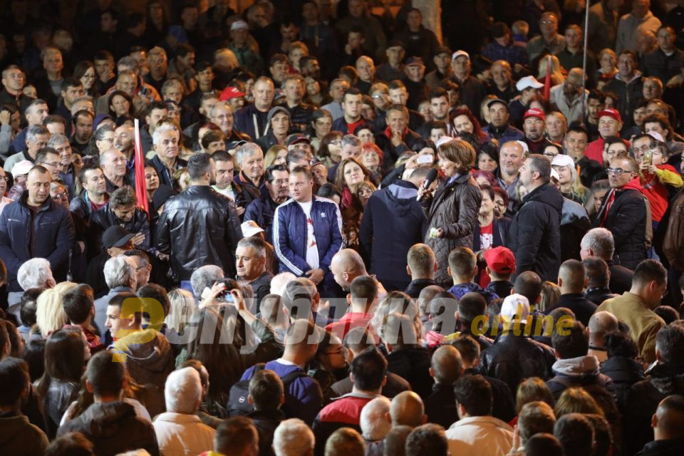 Мицкоски со повик до граѓаните: Денеска на голем митинг во Скопје во 19 часот- За Македонија!