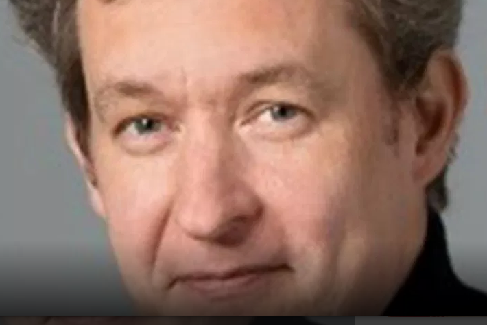 Новинарот на ФАЗ за изјавата на Пендаровски: Да, Груевски ми дава идеи што да пишувам