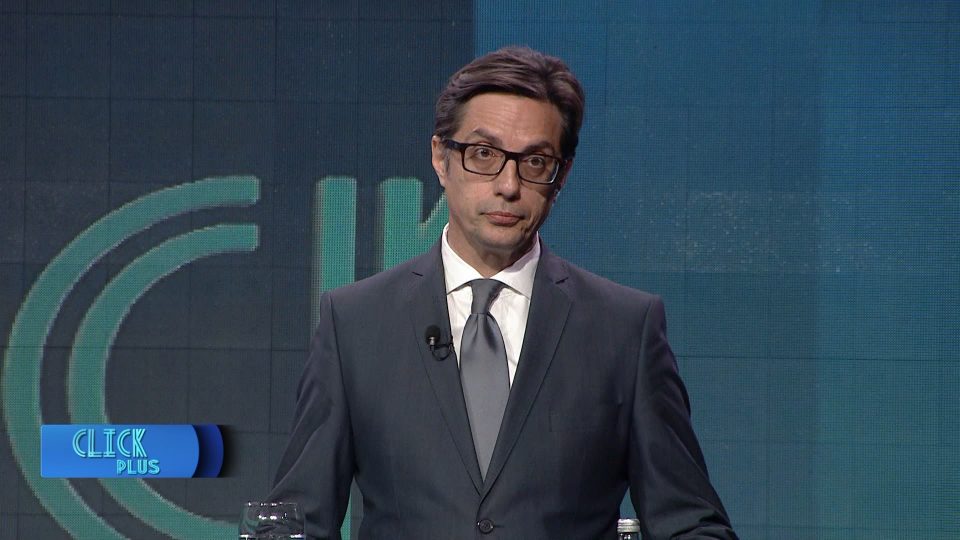 Пендаровски повторно се изгуби, нервозен е и неконтролирано се смее