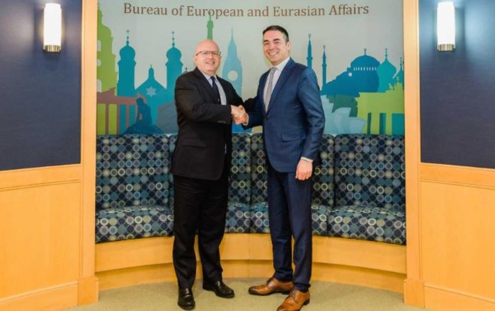 Средба Димитров-Рикер во Вашингтон: Ве очекуваме во НАТО, реформите се императив