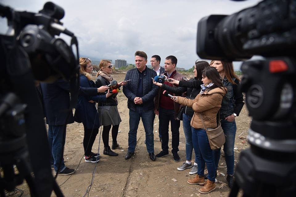 Ако не сте задоволни од СДСМ, не треба да ја казните државата