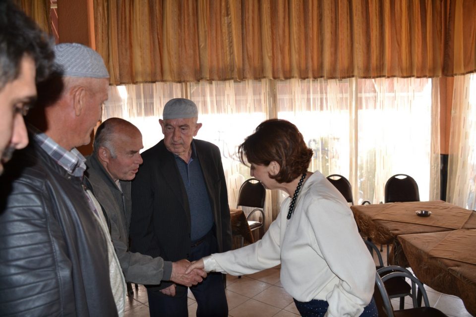 Јас на албанските гласачи им го нудам она што им го нудам и на македонските – еднаков однос