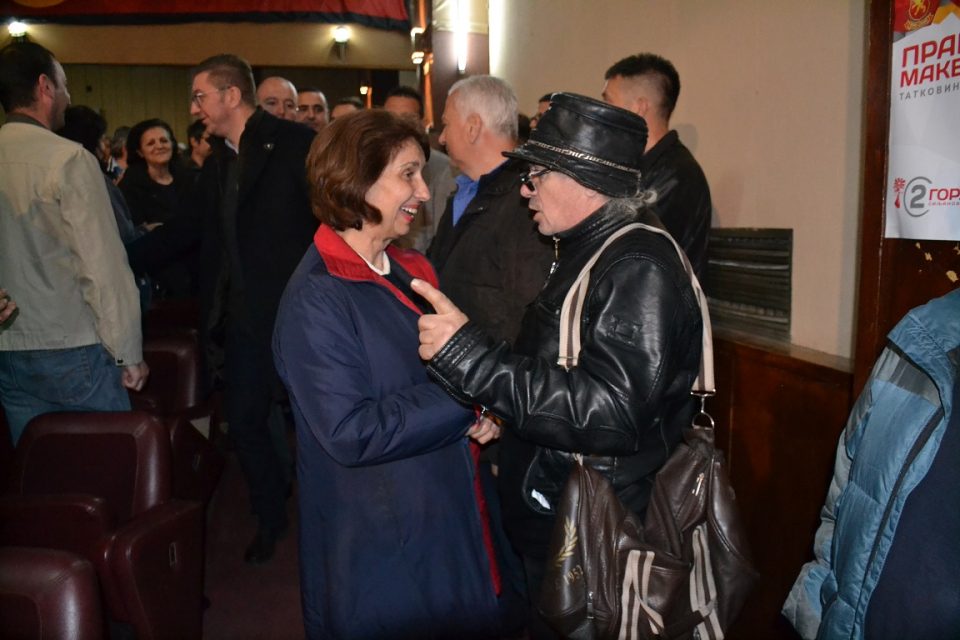 Правото и правдата ќе дојдат со нас, порача од Гостивар Силјановска Давкова