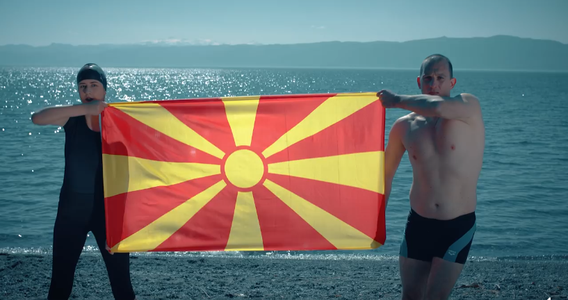 Мицкоски трогнат од идеалите на Тијана и Тео: Водата е студена, но ние ова го правиме за Македонија