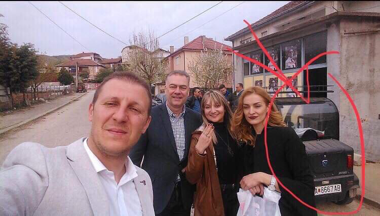 Службени возила во кампања за Стево