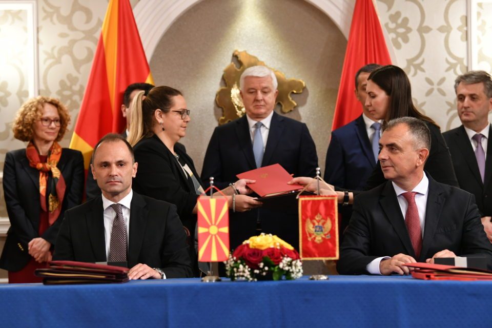 Филипче и Храповиќ потпишаа Меморандум за разбирање, се зајакнува соработката со Црна Гора во областа на здравството