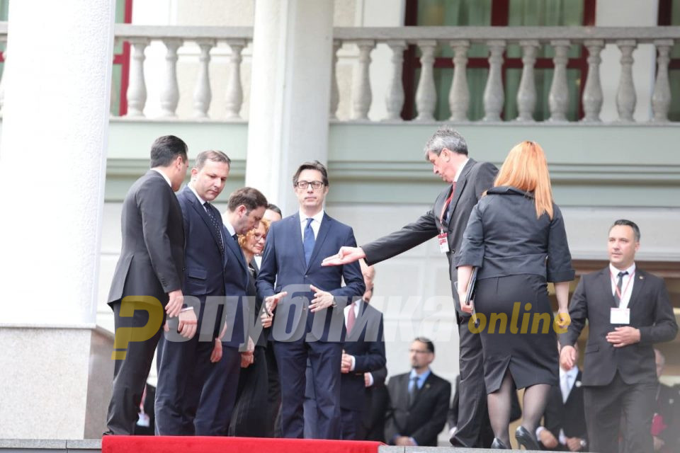 Како Македонците тивко ги претопија во Северно Македонци