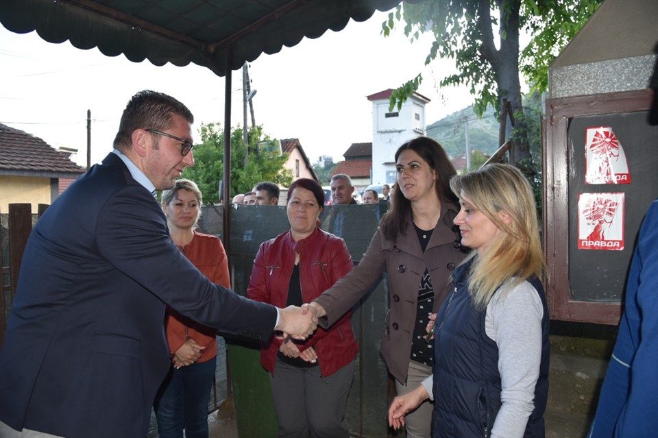 Мицкоски: Да го кренеме гласот против измамите, против неправдите, уништувањето на нашата земја
