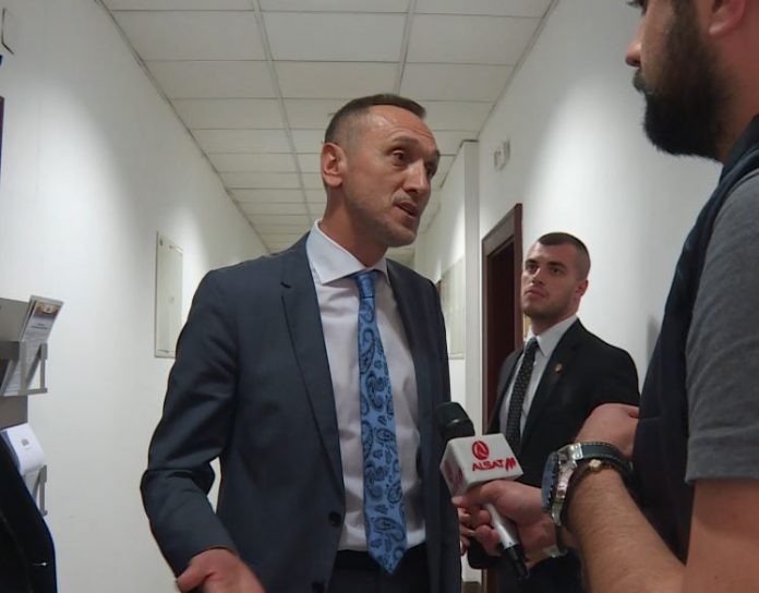 Муслиу за реакциите од ДУИ: Мене ме именуваше претседателот