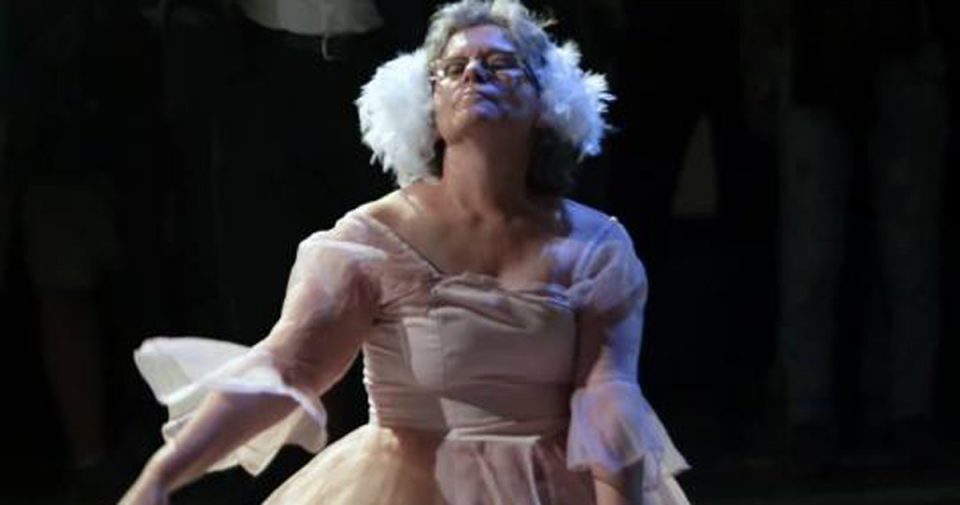 Немањето искуство во балетот беше и мојот најголем адут во мојот прв настап во улогата на белиот лебед