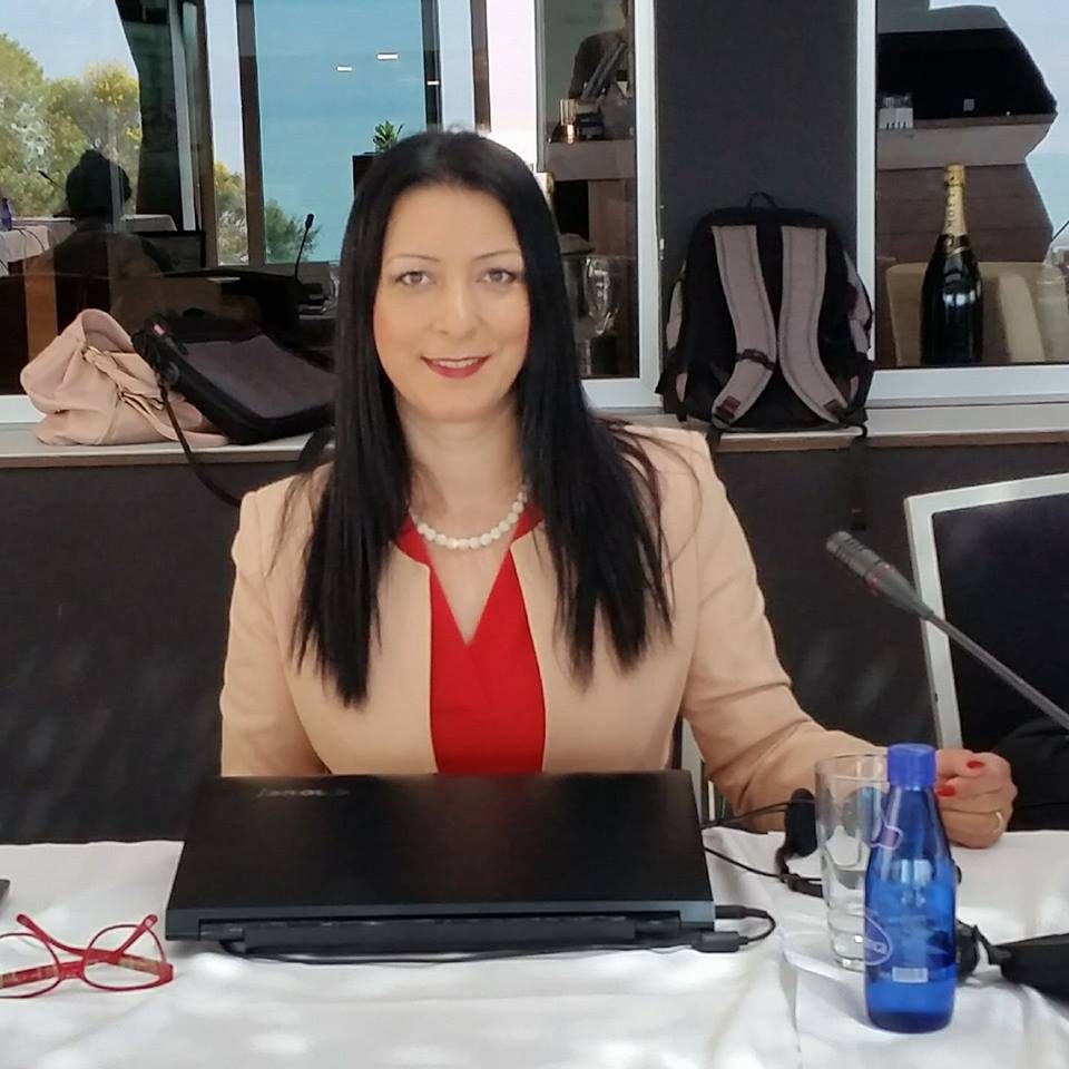 Лајкуваше кога ги апсеа, а денес ќе им го оценува обвинителниот акт: Апелација не ја иззема судијката Оља Ристова