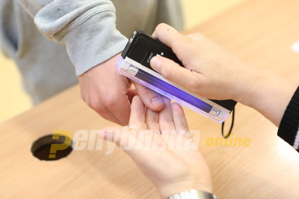 Слаба излезност во албанските средини