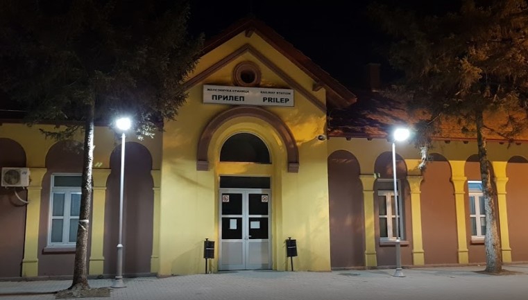 Пукање ноќеска кај железничката станица во Прилеп, две лица завршиле со повреди на главите