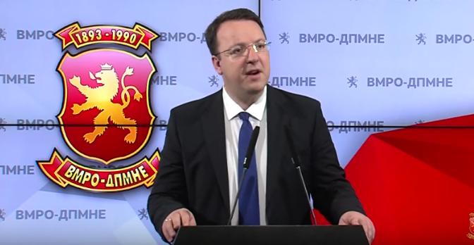 Николоски: Заев во понеделник да си поднесе оставка и да одиме на избори