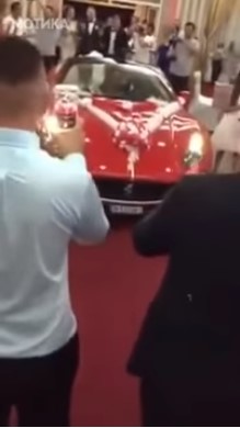 Во меѓувреме на една албанска свадба во западна Македонија…