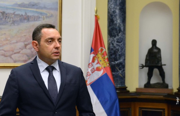 Вулин: Пендаровски нека молчи за Србија, како што молчи за Голема Албанија