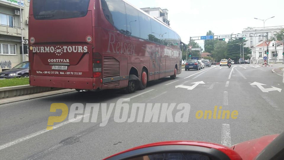 Ќе можат да возат 11 наместо 9 часа: Владата донесе неколку уредби за олеснување на транспортот на превозниците