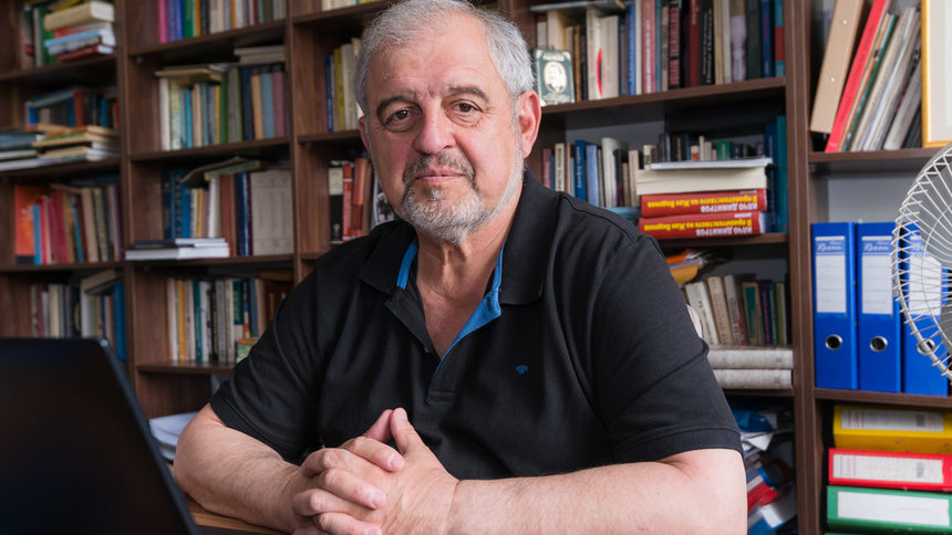 Тие дрско ние понизно: Цар Самуил е бугарски цар, а св. Климент и св. Наум се бугарски епископи